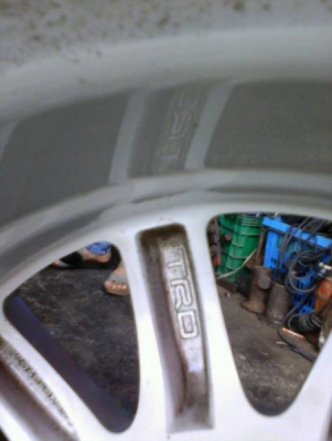 มาแล้วครับล้อแม๊กพร้อมยางฟรอนจูนเนอร์ TRD 18 นิ้ว แท้ ราคา 15,900 พร้อมยางครบชุด ให้ไวครับ