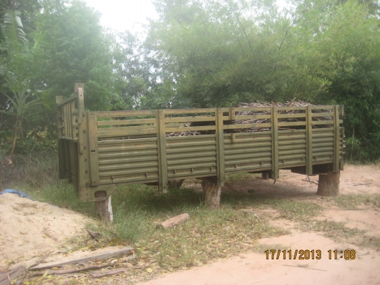 ต้องการขายกะบะรถ 6 ล้อถอดออกจาก รถบรรทุกของทหาร ครับ สภาพดีเหล็กล้วนๆ  ขาย 30,000 เท่านั้น