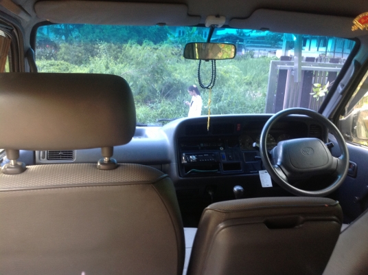 ขายรถตู้ราคาถูก