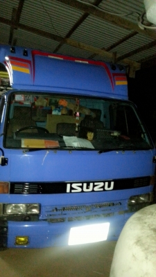 ขาย6ล้อ 450000 สภาพเยี่ยม รับประกัน