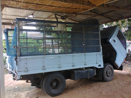 NKR 55E เครื่อง 4JB1  88 แรง เครื่องดี แชชซีสวย ป้ายไม่ติดเวลาครับ