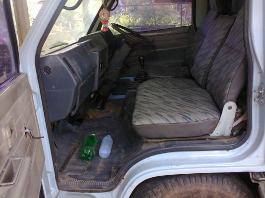 NKR 55E เครื่อง 4JB1  88 แรง เครื่องดี แชชซีสวย ป้ายไม่ติดเวลาครับ