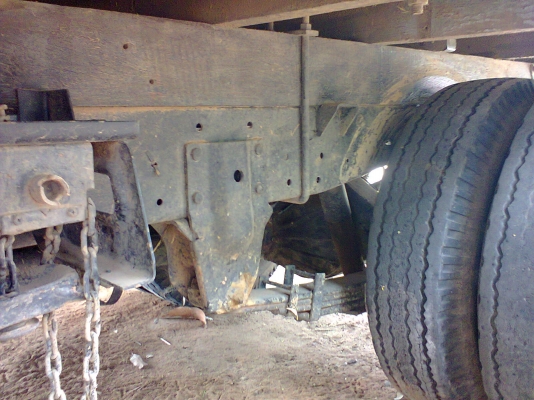 NKR 55E เครื่อง 4JB1  88 แรง เครื่องดี แชชซีสวย ป้ายไม่ติดเวลาครับ