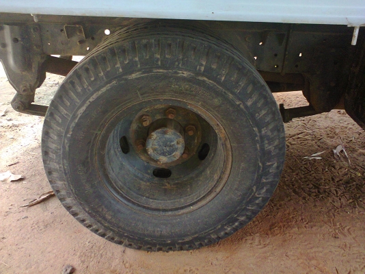 NKR 55E เครื่อง 4JB1  88 แรง เครื่องดี แชชซีสวย ป้ายไม่ติดเวลาครับ