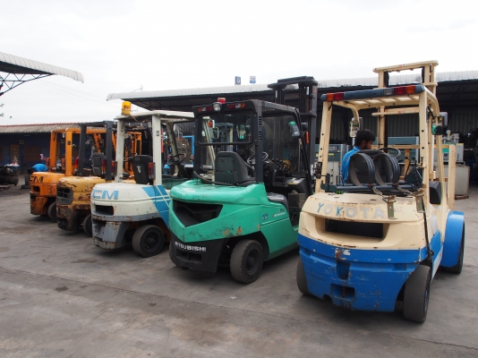 บริษัท TD MOTOR WORKS "ตู้มาลง"รถมาใหม่5คัน บริษัท TD MOTOR WORKS "ตู้มาลง"รถมาใหม่5คัน