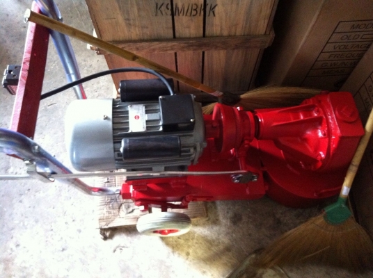 ขายเครื่องขัดหิน พร้อมมอเตอร์ 3 HP 2 สาย