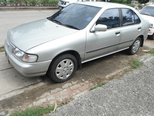 NISSAN SUNNY ปี 95 หัวฉีด สวยเดิม มือเดียว