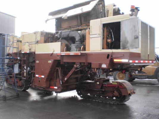 รถขูดไสถนนรีไซกลิ่ง