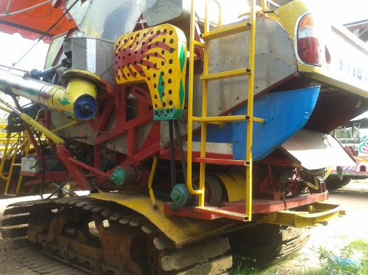 ขายเทนเลอร์10ล้อ1เพลา+รถเกี่ยวอุ้ม2.5ตันไอ้หนุ่มไวไฟ