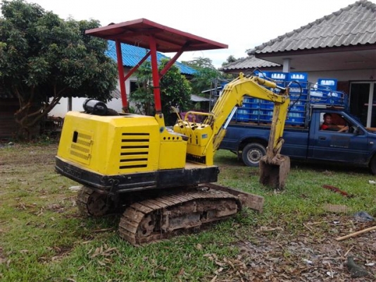 ขายรถแบ็คโฮ PC25 ยี่ห้อ HOKUTO