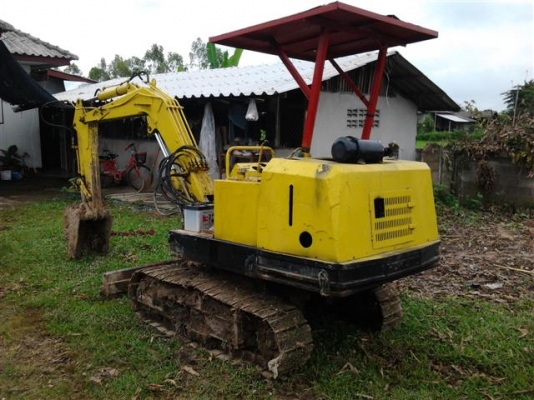 ขายรถแบ็คโฮ PC25 ยี่ห้อ HOKUTO