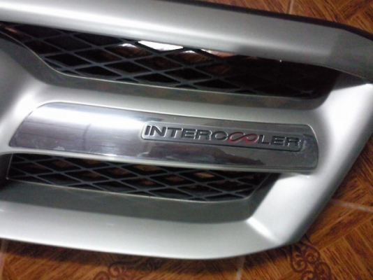 กระจังหน้ารถวีโก้ พรี ปี08 +โช๊คคู่หน้าอีกถูกฟุดฟุด