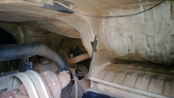 6ล้อดั้มNISSAN UD 220แรง PKD215 ปี*49 ใช้งาน140000 กม.
