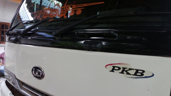 6ล้อดั้มNISSAN UD 220แรง PKD215 ปี*49 ใช้งาน140000 กม. 6ล้อดั้มNISSAN UD 220แรง PKD215 ปี*49 ใช้งาน140000 กม.
