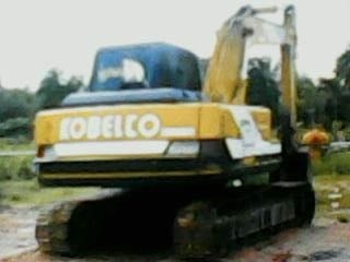 KOBELCO MARK III SK-100 เอกสารเล่มทะเบียนพร้อมจัดไฟแนนซ์ได้ราคาสูงครับ เครื่องเดิมปั๊มเดิมแห้งแรงดีไม่มีเยิ้ม ทำงานเร็วมากไม่มีโหลดเลย ภายในห้องเก๋งสวย แอร์เย็น ภายนอกบอดี้สวย บูมอาร์มสวย ช่วงล่างแน่นโซ่บูทใบแทรกหนาดีประมาณ 70\% พร้อมทำงานได้เลย ราคาต่อรอง