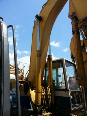 PC200-5-65620 ตอนนี้รถจอดที่(CSนวนคร)ครับ