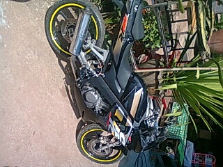 ขายcbrตัวเก่าถูกๆๆรถสีดำรถปี46 26000  ทะเบียนโอนจังหวัดกำแพงเพชร0800268032