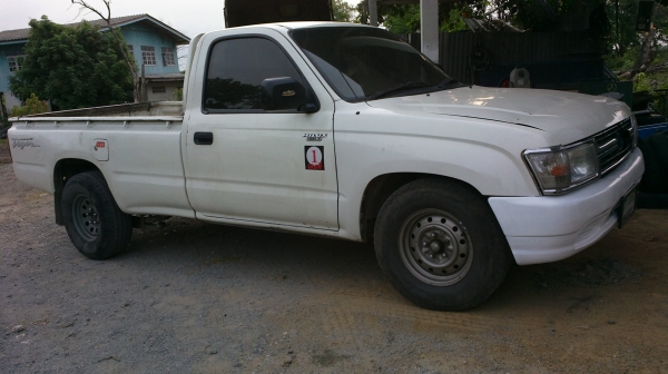 ขาย Toyota tiger หัวเดียว สีขาว