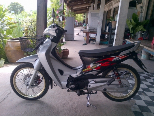 ด่วน!เวฟ125R สภาพสวย ปี48 รถเครื่องเดิมแน่นๆ พร้อมใช้ ทะเบียน+เอกสารโอน ภาษีไม่หมด 088-2197709