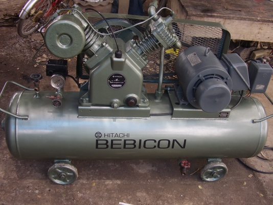 ขายปั๊มลม ฮิตตาชิ   3  แรง  2  สาย  220  ไฟบ้าน