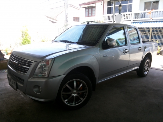 อยากขาย !! ดีแม็ก 4ประตู สีบรอนเงิน ตัวท็อปSLX ปี2OO8 เครื่อง25OO เกียธรรมดา ^^