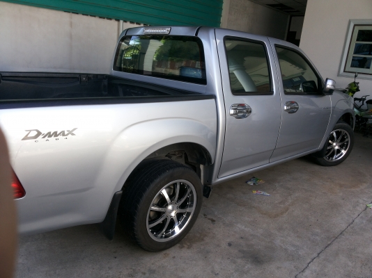 อยากขาย !! ดีแม็ก 4ประตู สีบรอนเงิน ตัวท็อปSLX ปี2OO8 เครื่อง25OO เกียธรรมดา ^^