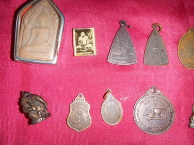 พระเครื่อง