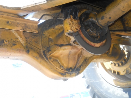 รถตักล้อยาง TCM 850-2-S16-00164  (เทียบเท่า WA300) สภาพสวย  นำเข้าจากญี่ปุ่น เพิ่งลงมาถึงไทย  สามารถดูรถได้ที่ C.S หลักสี่ โทร.081-373-0559