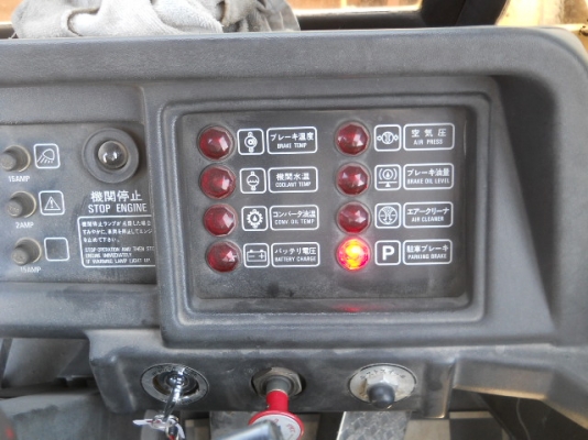 รถตักล้อยาง TCM 850-2-S16-00164  (เทียบเท่า WA300) สภาพสวย  นำเข้าจากญี่ปุ่น เพิ่งลงมาถึงไทย  สามารถดูรถได้ที่ C.S หลักสี่ โทร.081-373-0559