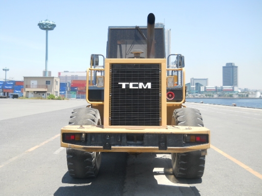 รถตักล้อยาง TCM 850-2-S16-00164  (เทียบเท่า WA300) สภาพสวย  นำเข้าจากญี่ปุ่น เพิ่งลงมาถึงไทย  สามารถดูรถได้ที่ C.S หลักสี่ โทร.081-373-0559