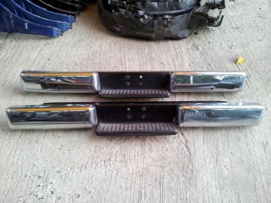 กันชนหลัง Mu 3 ชิ้น หายากครับ