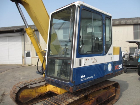 รถขุดดิน PC60-6-31711 สภาพสวย ชั่วโมงใช้งานน้อย นำเข้าจากญี่ปุ่น เพิ่งเดินทางมาถึงไทยเมื่อเร็ว ๆ นี้ โทร.081-373-0559 รถขุดดิน PC60-6-31711 สภาพสวย ชั่วโมงใช้งานน้อย นำเข้าจากญี่ปุ่น เพิ่งเดินทางมาถึงไทยเมื่อเร็ว ๆ นี้ โทร.081-373-0559