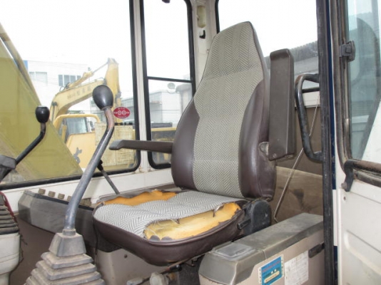 รถขุดดิน PC60-6-31711 สภาพสวย ชั่วโมงใช้งานน้อย นำเข้าจากญี่ปุ่น เพิ่งเดินทางมาถึงไทยเมื่อเร็ว ๆ นี้ โทร.081-373-0559 รถขุดดิน PC60-6-31711 สภาพสวย ชั่วโมงใช้งานน้อย นำเข้าจากญี่ปุ่น เพิ่งเดินทางมาถึงไทยเมื่อเร็ว ๆ นี้ โทร.081-373-0559