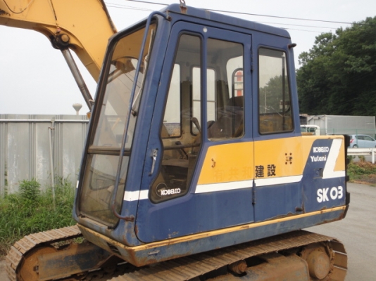 รถขุดดิน SK03-N2 หรือ SK60 มาร์ค ทรู  (มีลายน์ หัวเจาะ) สภาพสวย  ชั่วโมงใช้งานน้อย นำเข้าจากญี่ปุ่น เพิ่งมาถึงไทยเมื่อเร็ว ๆ นี้ โทร. 081-373-0559