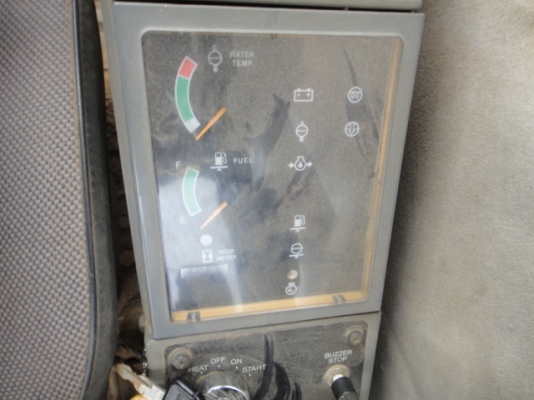 รถขุดดิน SK03-N2 หรือ SK60 มาร์ค ทรู  (มีลายน์ หัวเจาะ) สภาพสวย  ชั่วโมงใช้งานน้อย นำเข้าจากญี่ปุ่น เพิ่งมาถึงไทยเมื่อเร็ว ๆ นี้ โทร. 081-373-0559