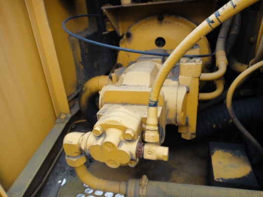 รถขุดดิน SK03-N2 หรือ SK60 มาร์ค ทรู  (มีลายน์ หัวเจาะ) สภาพสวย  ชั่วโมงใช้งานน้อย นำเข้าจากญี่ปุ่น เพิ่งมาถึงไทยเมื่อเร็ว ๆ นี้ โทร. 081-373-0559