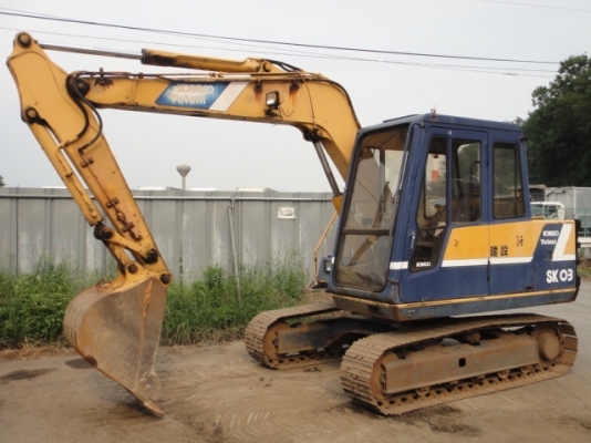รถขุดดิน SK03-N2 หรือ SK60 มาร์ค ทรู  (มีลายน์ หัวเจาะ) สภาพสวย  ชั่วโมงใช้งานน้อย นำเข้าจากญี่ปุ่น เพิ่งมาถึงไทยเมื่อเร็ว ๆ นี้ โทร. 081-373-0559