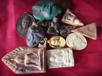 พระเครื่อง