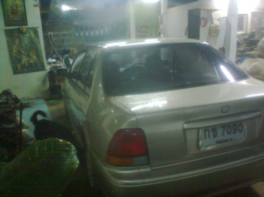 ขาย HONDA 1.5  ปี 40  ราคาถูก   รถดีเครื่องดี กระจกไฟฟ้าทั้งคัน   ขายเองครับ