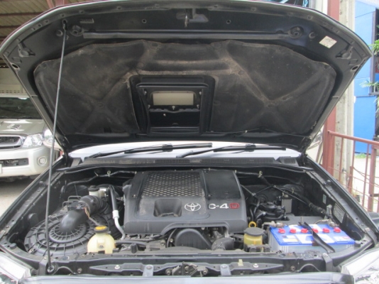 vigo 3.0G MT 4WD Double Cab สีดำ ปี2005