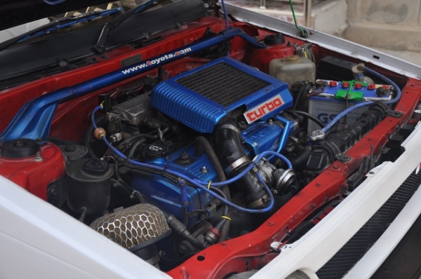 ขาย TOYOTA STARLET 1300 GT 4E-TURBO ดิส 4 ล้อ MAX15 แห้งๆ แรงๆ สีสวยพร้อมใช้งาน