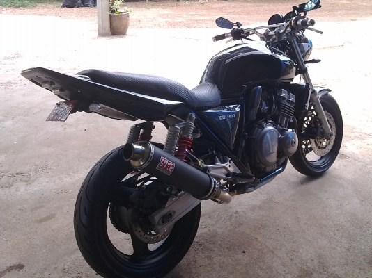 ขาย/แลก cb 400 สภาพแต่ง ขาย/แลก cb 400 สภาพแต่ง