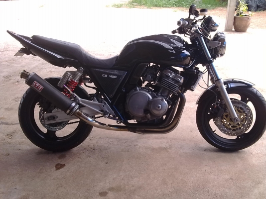 ขาย/แลก cb 400 สภาพแต่ง ขาย/แลก cb 400 สภาพแต่ง