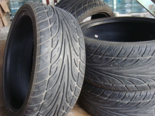 ขายยาง 245/35/20 ปี 12