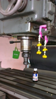 Sell> มิลลิ่ง MAKINO เบอร์ใหญ่ ราคาถูก สูงประมาณ 2 เมตร ออโต้ ลิเนียร์ครบ เครื่องสมบูรณ์มากครับ นครปฐม