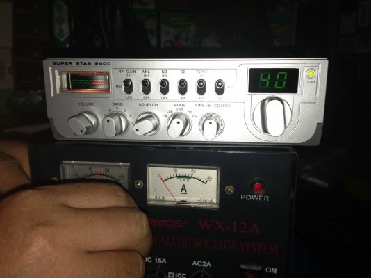 ขายวิทยุมดดำ SUPERSTAR  27MHz  ไฟเขียว