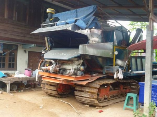 ขายรถเกี่ยวสุรชัย    พร้อมรถแทอร์แลอร์  อีสุสุJCM