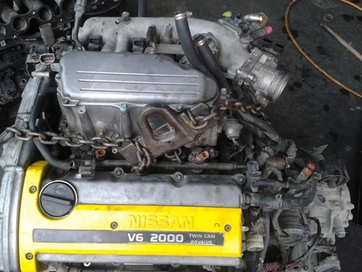 ขายเครื่องnissan vq 2000  6สูบ เครื่องเกียร์กล่อง ครบ ขาย12000
