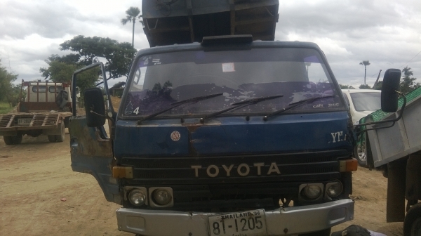 ขายรถโตโยต้า DYNA