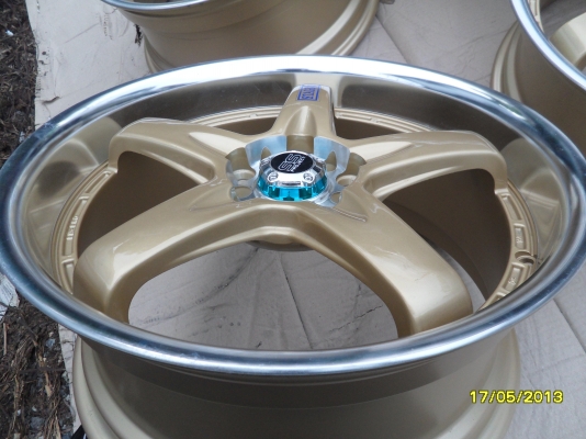 ขายแม็กใหม่ขอบ18 8นิ้ว 5รู100,114 สวยๆจำนวน 4 วง ยังไม่เคยใช้